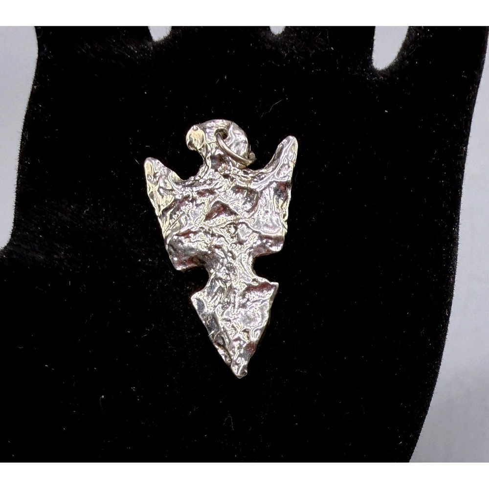 Vintage Silver Tone Textured Molten Arrowhead Thunderbird Pendant 1.25 Inch
